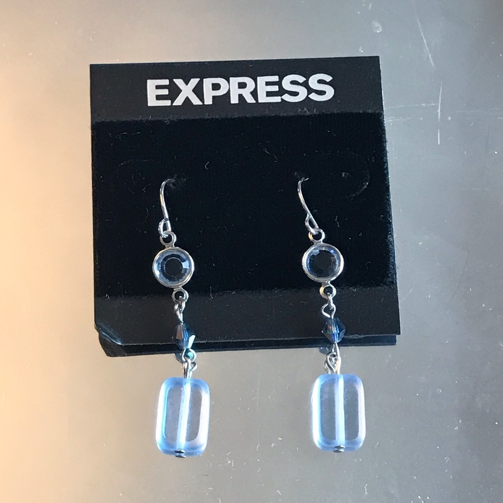 🔶 Express Dangle Earrings 🔶